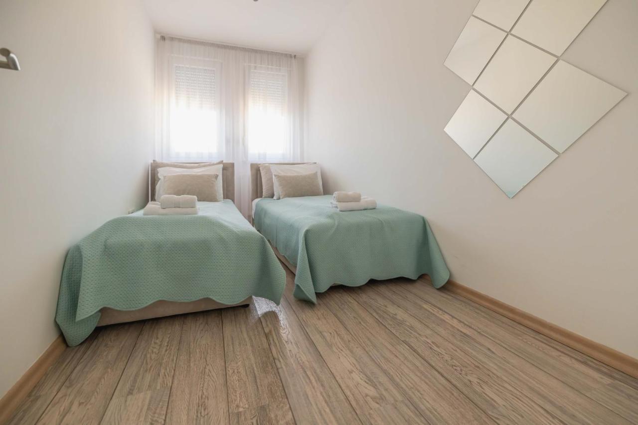 Bella Apartment Novi Sad Exterior photo